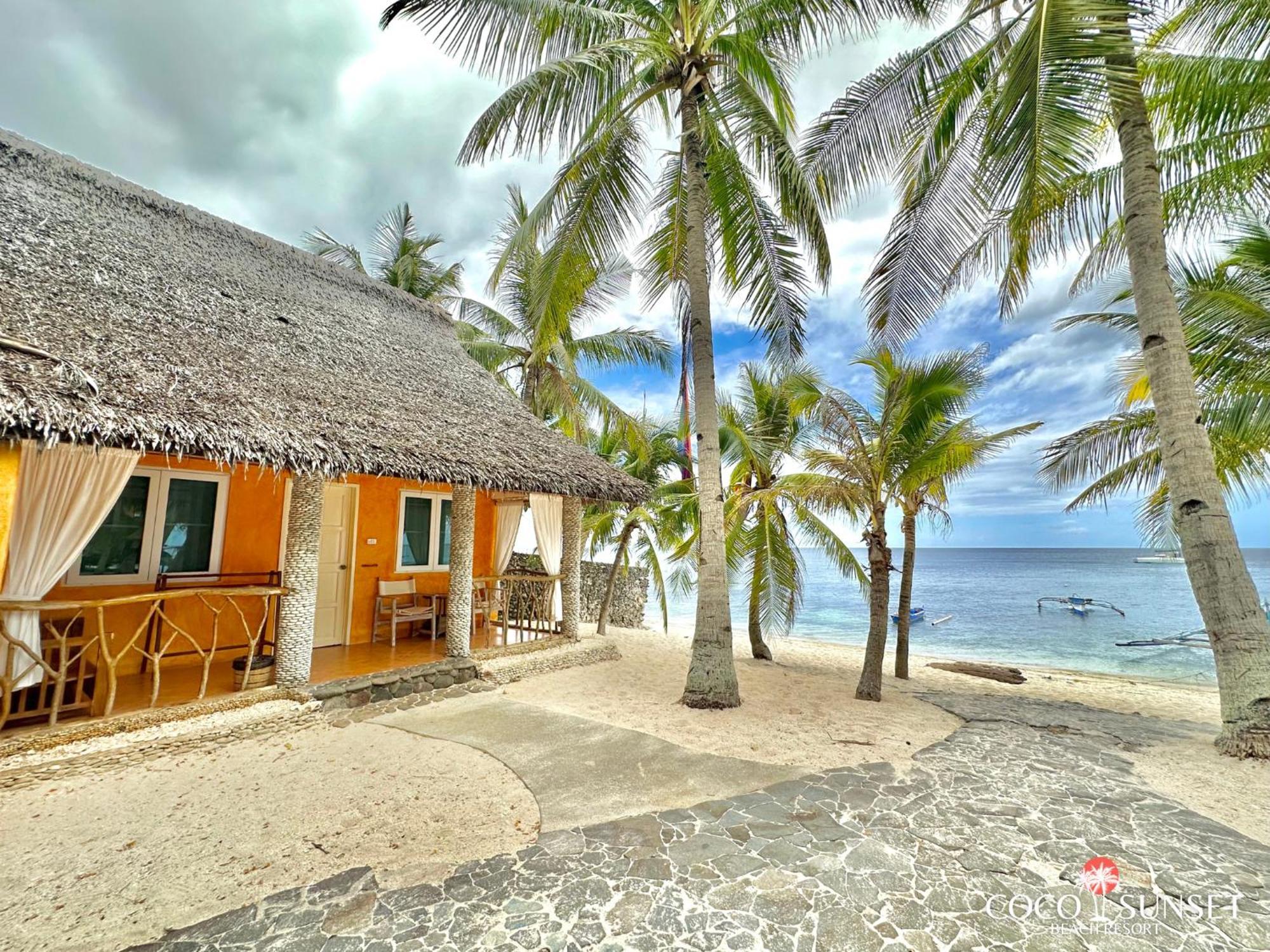 Coco Grove Beach Resort, Siquijor Island Zewnętrze zdjęcie A resort in Sabang